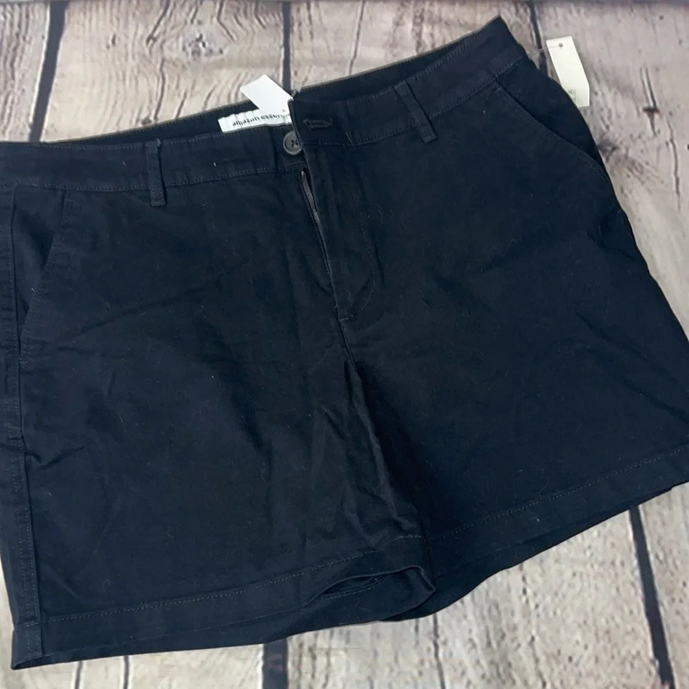 Amazon essentials shorts size 12